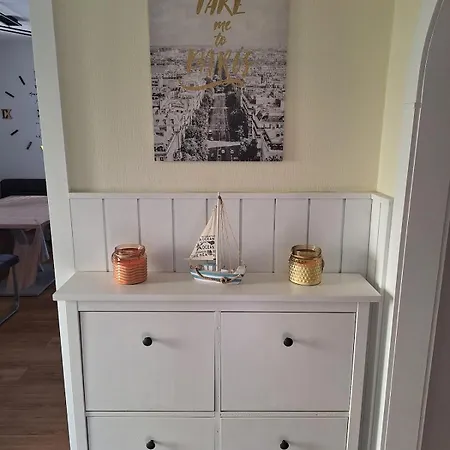 度假居 House With Garden Close To Vienna & Airport *