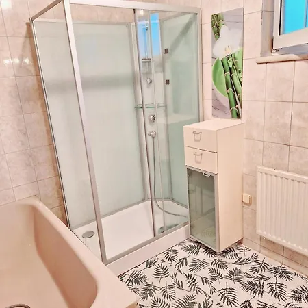 House With Garden Close To Vienna & Airport Maria Ellend