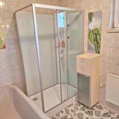 House With Garden Close To Vienna & Airport *