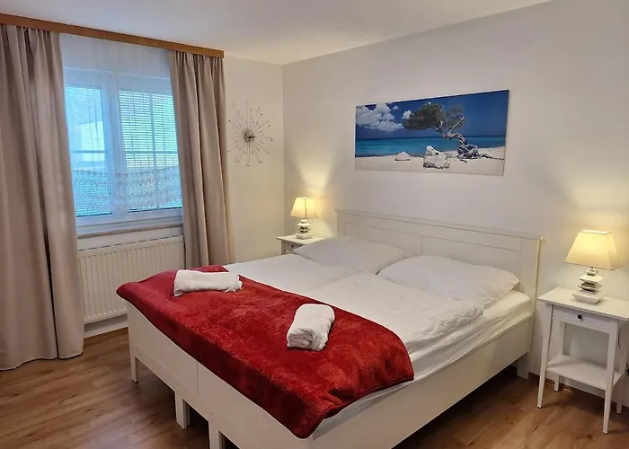 House With Garden Close To Vienna & Airport Dom wakacyjny