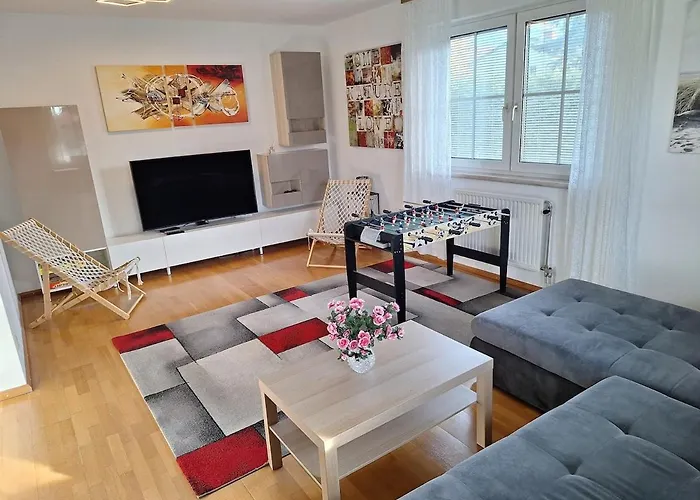 House With Garden Close To Vienna & Airport *