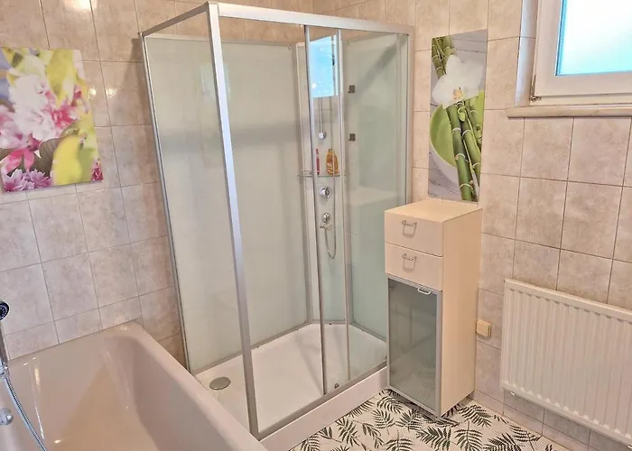 House With Garden Close To Vienna & Airport *